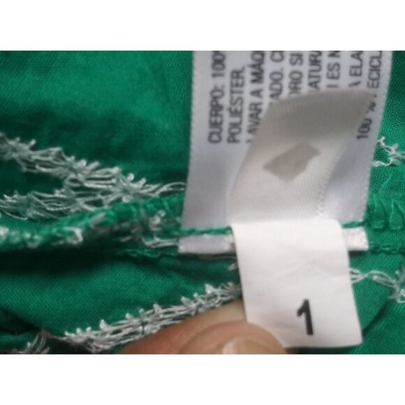 womens UNIVERSAL THREAD GOODS CO top green Sz M cotton embroidered ruffled EUC - Picture 8 of 9